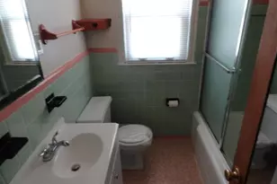 19317 Woodside St, Harper Woods, MI 48225 - Photo 8