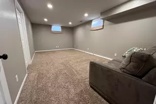 2499 Crestwood Dr, Adrian, MI 49221 - Photo 36