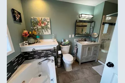 2499 Crestwood Drive, Adrian, MI 49221 - Photo 18