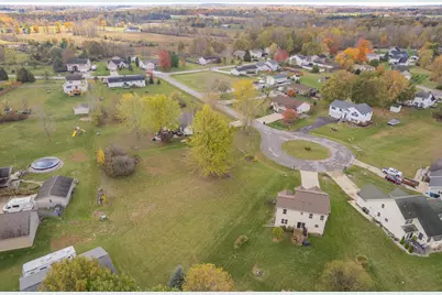 7831 Barron Court, Onsted, MI 49265 - Photo 14