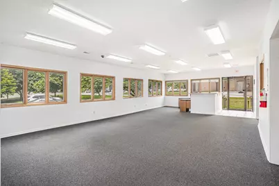 550 E Cork Street, Kalamazoo, MI 49001 - Photo 4