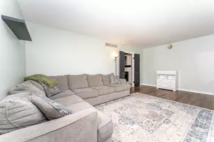 212 S Hillcrest St, Greenville, MI 48838 - Photo 14