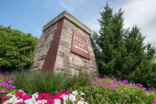 3075 N Spurway Dr, Ann Arbor, MI 48105 - Photo 4