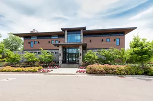 3075 N Spurway Dr, Ann Arbor, MI 48105 - Photo 52