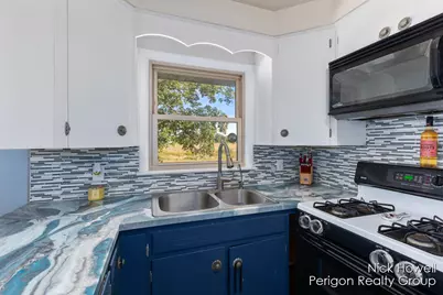 26131 M 40, Gobles, MI 49055 - Photo 4