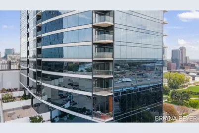 335 Bridge Street NW #907, Grand Rapids, MI 49504 - Photo 2