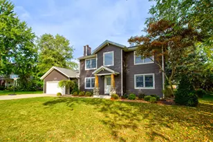 1785 Meadow Grove Pl, Saint Joseph, MI 49085 - Photo 2