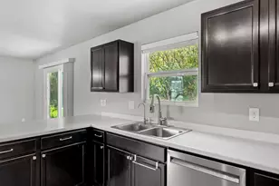 147 Station Hill St, Galesburg, MI 49053 - Photo 8