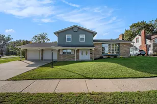 1860 Boston St SE, Grand Rapids, MI 49506 - Photo 1