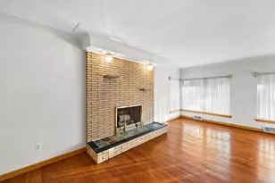 53223 Sophia Dr, Shelby Twp, MI 48316 - Photo 8