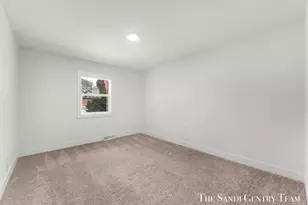 904 E Savidge St, Spring Lake, MI 49456 - Photo 24