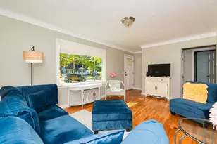 310 Oakhurst Ave, Kalamazoo, MI 49001 - Photo 10