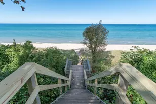 7374 N Shore Dr, South Haven, MI 49090 - Photo 4
