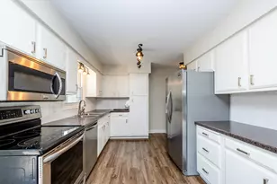 6399 Jericho Rd, Stevensville, MI 49127 - Photo 10