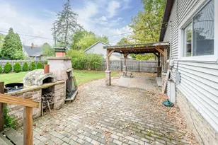 305 S Main St, Berrien Springs, MI 49103 - Photo 22