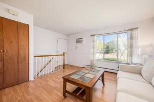 61117 Heritage Blvd, South Lyon, MI 48178 - Photo 4