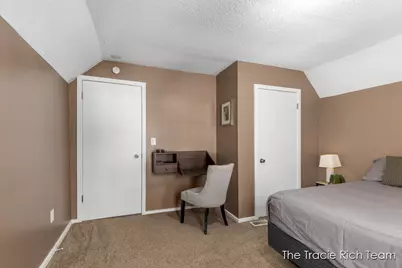 918 Lafayette Avenue NE, Grand Rapids, MI 49503 - Photo 16