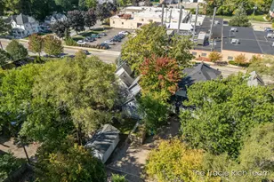 918 Lafayette Ave NE, Grand Rapids, MI 49503 - Photo 32