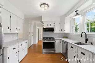 2752 Maplewood Dr SE, East Grand Rapids, MI 49506 - Photo 18