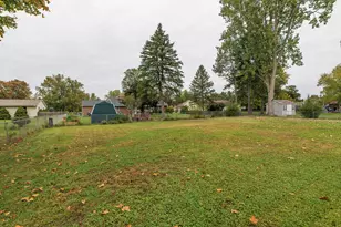 2614 E Heverly Dr E, Portage, MI 49024 - Photo 36