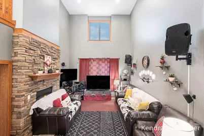 1660 Oakleigh Road NW, Grand Rapids, MI 49504 - Photo 4