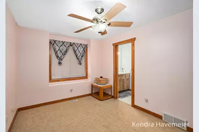 1660 Oakleigh Road NW, Grand Rapids, MI 49504 - Photo 10