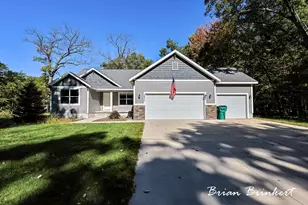 4894 Bowen St, Montague, MI 49437 - Photo 2