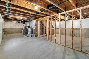 2893 Jordan River Dr, Fowlerville, MI 48836 - Photo 4