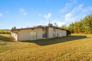 1149 Maynard Ave, Jackson, MI 49202 - Photo 10