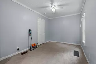 310 Cedar St, Decatur, MI 49045 - Photo 22