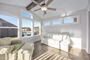 6741 Woodhills Dr NE, Rockford, MI 49341 - Photo 14