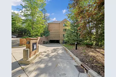3000 Glazier Way #210, Ann Arbor, MI 48105 - Photo 4