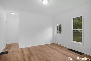 201 E Coffren Ave, Greenville, MI 48838 - Photo 8