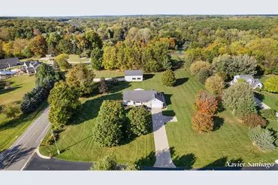 10050 Southridge Drive SE, Caledonia, MI 49316 - Photo 2