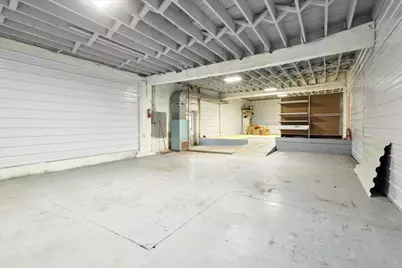 206 W Louis Glick Highway, Jackson, MI 49201 - Photo 12