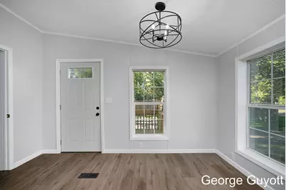 7146 Lakeview Avenue, South Haven, MI 49090 - Photo 8