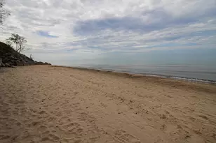 77709 18th Ave, South Haven, MI 49090 - Photo 6