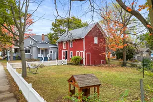 106 E Sharp St, Hillsdale, MI 49242 - Photo 30