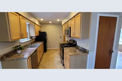 6803 Fescue Street, Portage, MI 49024 - Photo 12