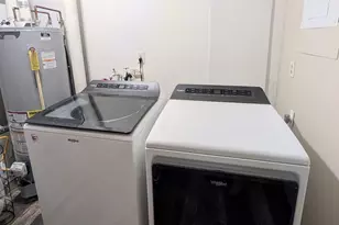 582 Riverside Dr, Battle Creek, MI 49015 - Photo 14