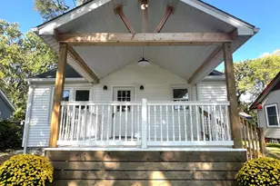 1277 Parkway Dr, Benton Harbor, MI 49022 - Photo 1