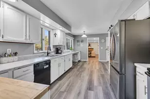 1678 W Kimmel Rd, Jackson, MI 49201 - Photo 10