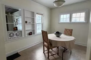 861 Aberdeen St NE, Grand Rapids, MI 49505 - Photo 8