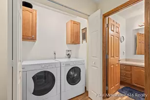 5232 E Sunfield Ln, Holland, MI 49423 - Photo 12