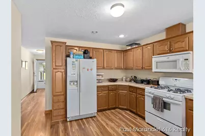 5232 E Sunfield Lane, Holland, MI 49423 - Photo 8