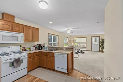 5232 E Sunfield Lane, Holland, MI 49423 - Photo 10