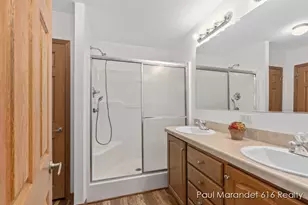 5232 E Sunfield Ln, Holland, MI 49423 - Photo 14