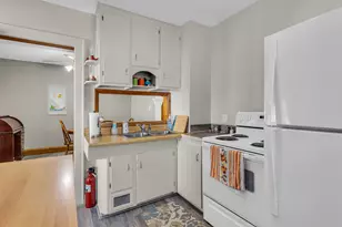 144 Walcott Ave, Jackson, MI 49203 - Photo 8