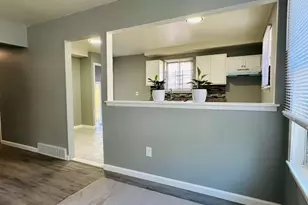 16599 Lenore, Detroit, MI 48219 - Photo 6