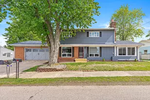 1407 Shore Dr, New Buffalo, MI 49117 - Photo 1